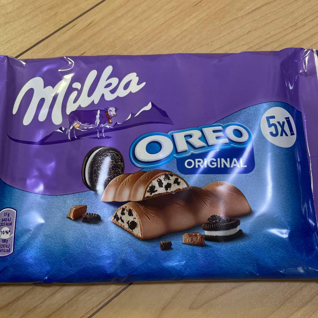 ドイツ　チョコレート　リンツ　lindt kinder ferrero