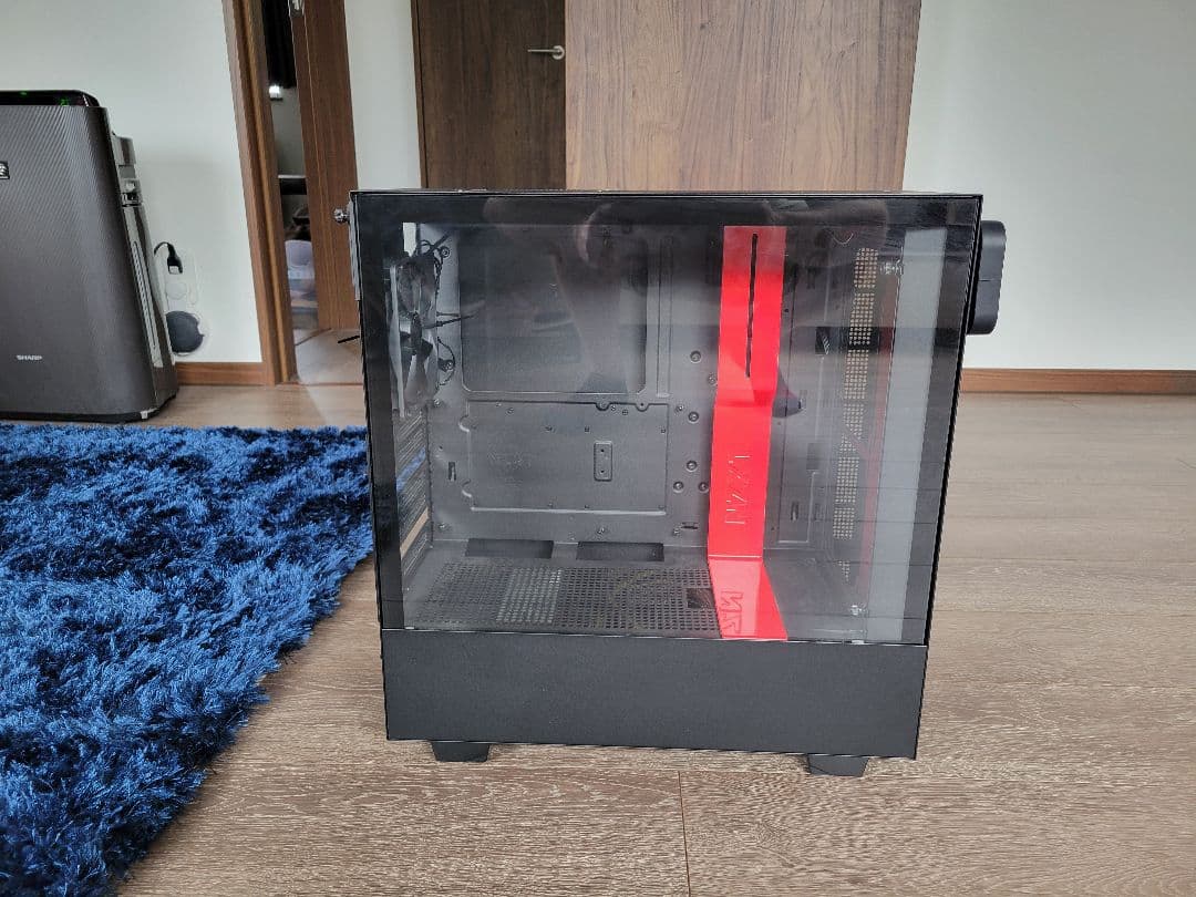 ミドルタワーPCケース アクリルウィンドウ付き