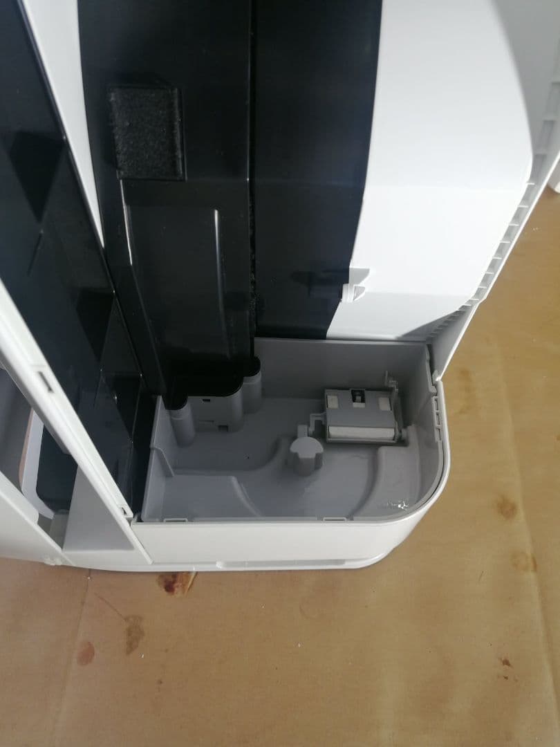 ダイキンMCK70WBK-W 空気清浄機 ホワイト