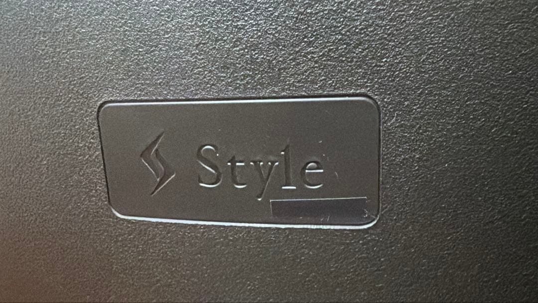 【つかちゃん 】MTG 骨盤矯正クッション 黒（スタイルプレミアム）