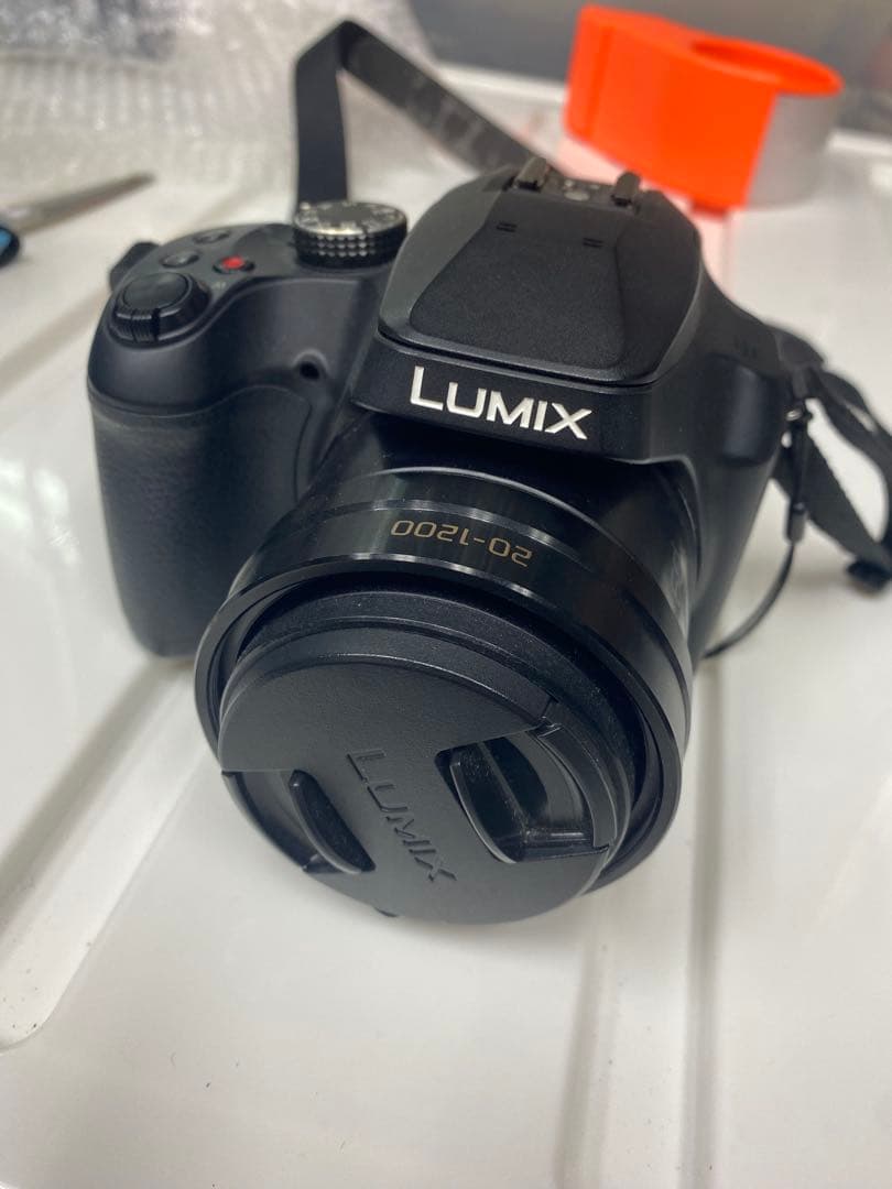 デジタルカメラ Panasonic DC-FZ85