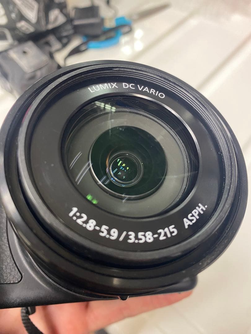 デジタルカメラ Panasonic DC-FZ85