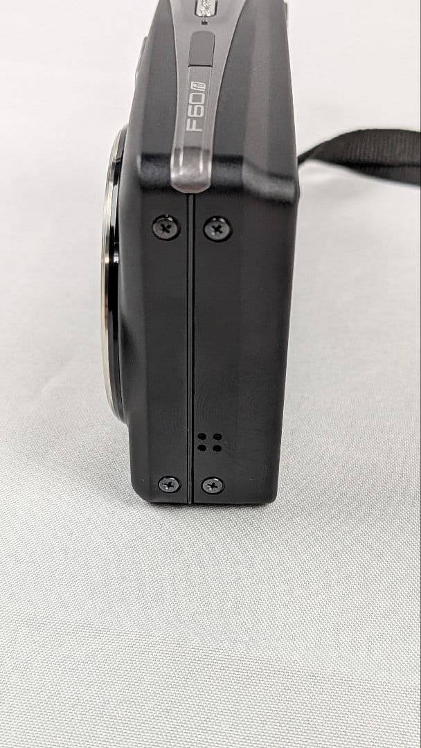 デジタルカメラ FUJIFILM Fine Pix F60fd