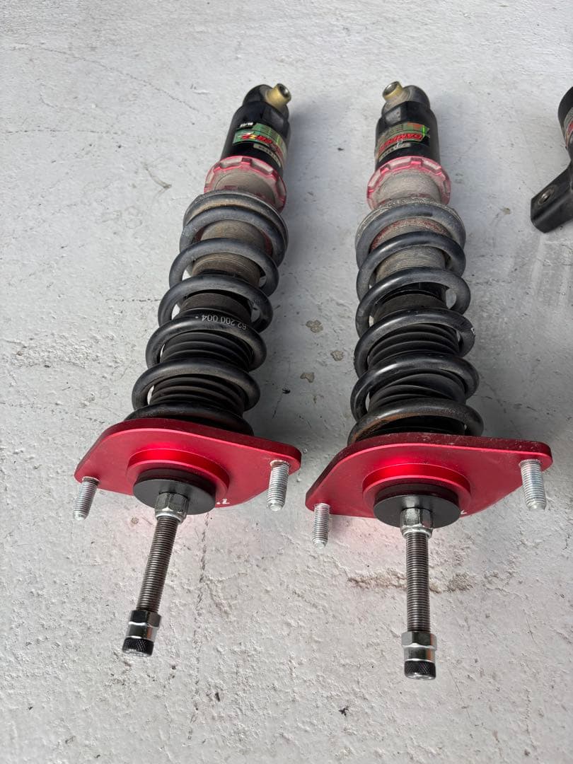 GR86,86,BRZ BLITZ 車高調　サスペンション
