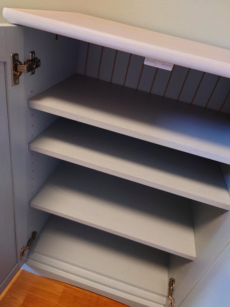 ニトリ　フレンチスタイル キャビネット