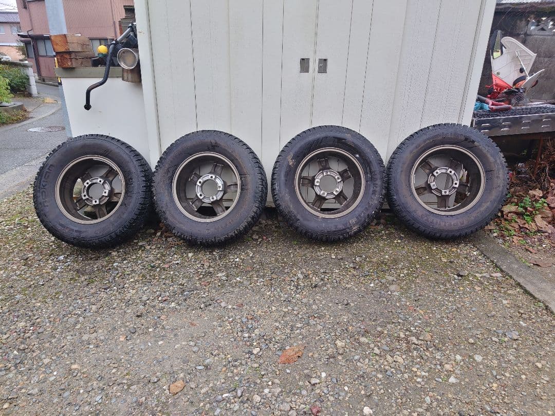 モーターファーム ホイール+タイヤ