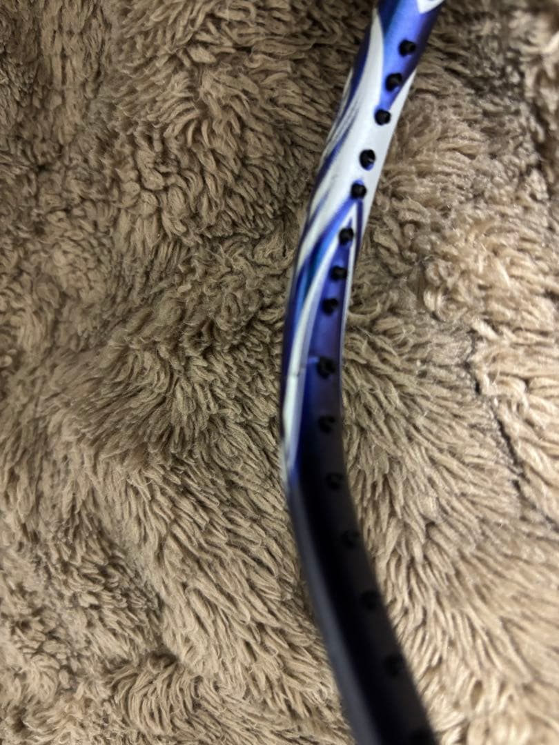 ヨネックスバドミントンラケット アストロクス100zzジャンク品