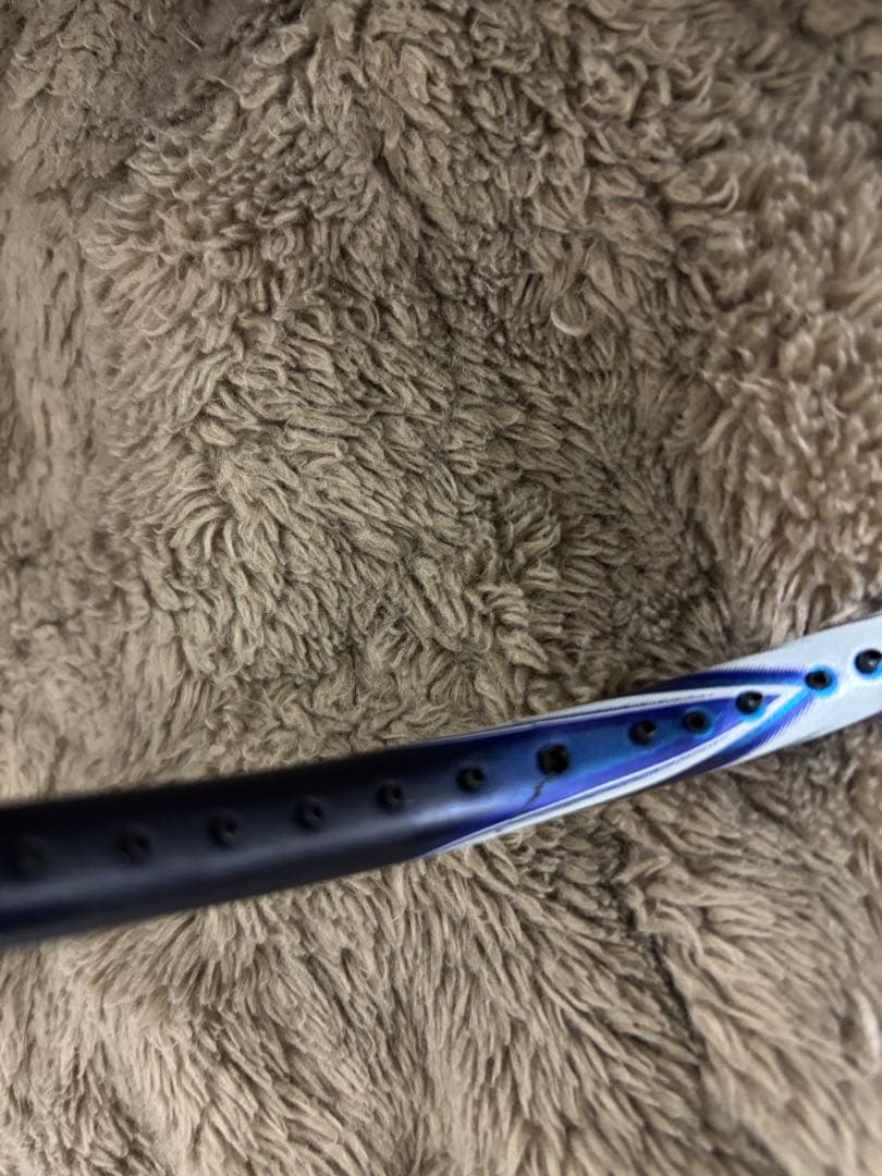 ヨネックスバドミントンラケット アストロクス100zzジャンク品
