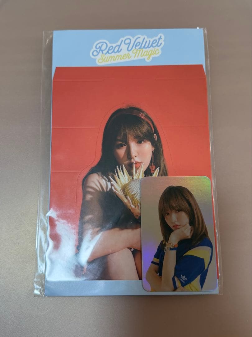 red velvet ウェンディ　ホログラム カード　トレカ