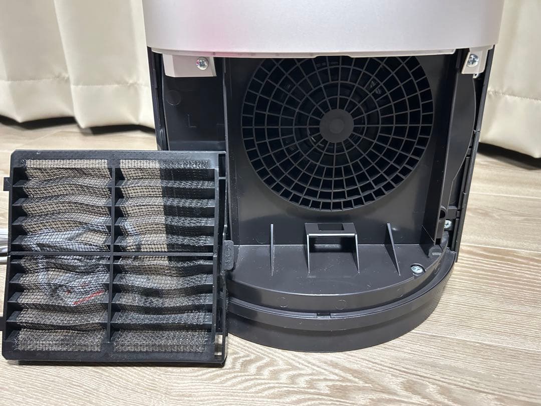 【meme25】シャープ スリムイオンファン HOT＆COOL 2022年