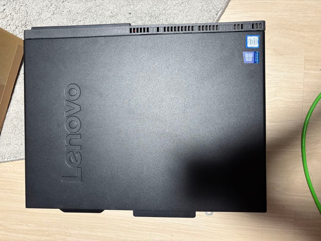 Lenovo ThinkCentre M720t デスクトップPC