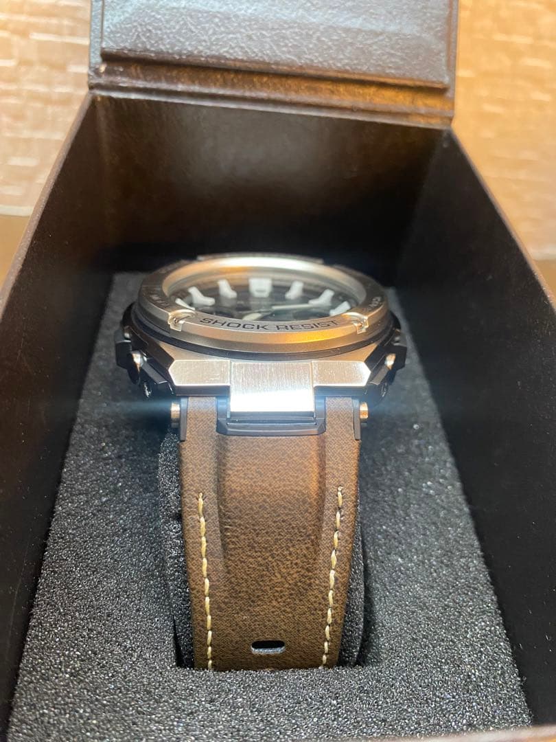 【極美品】G-SHOCK GST-W130L ソーラー電波 タフソーラー