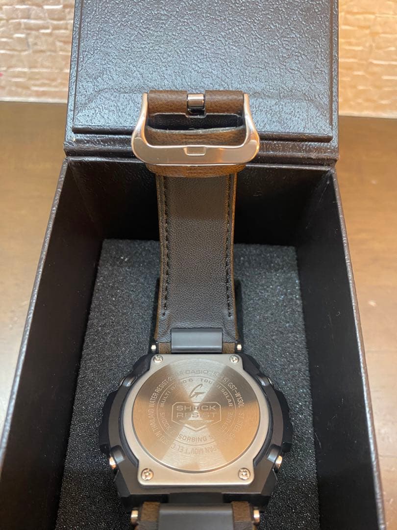 【極美品】G-SHOCK GST-W130L ソーラー電波 タフソーラー