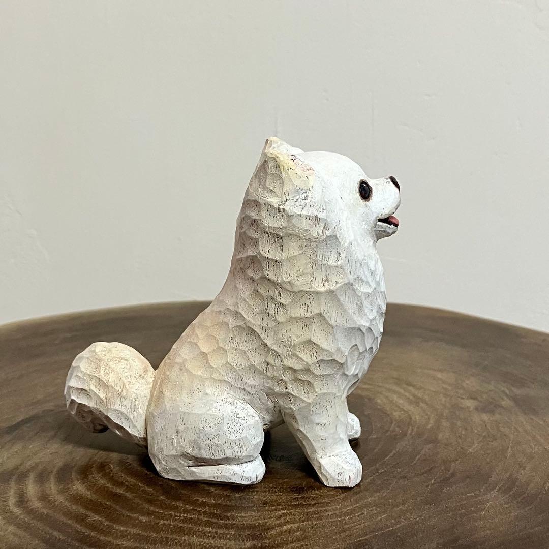 木彫りのチワワ(クリーム)