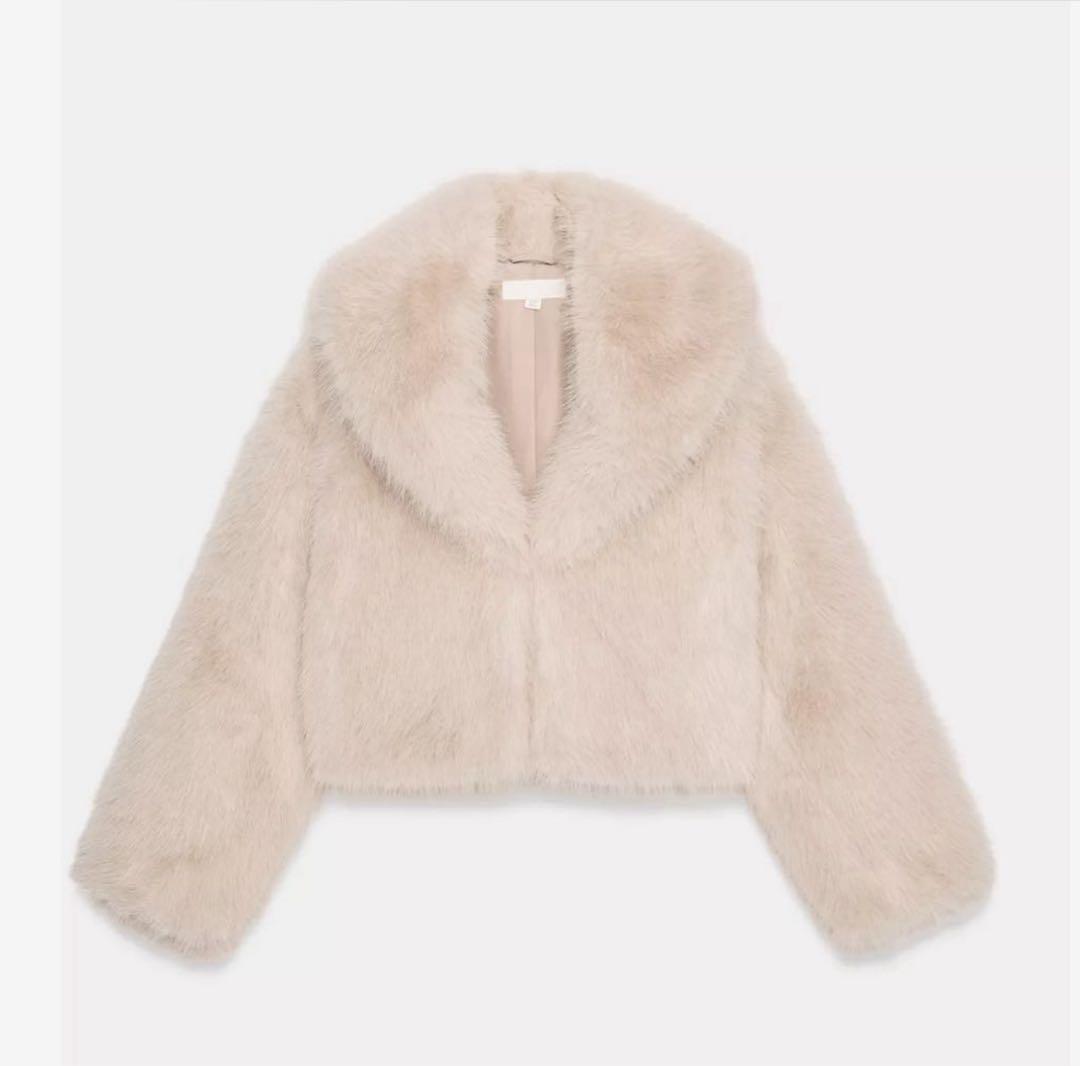 ZARA フェイクファー　ショート丈　コート　今季