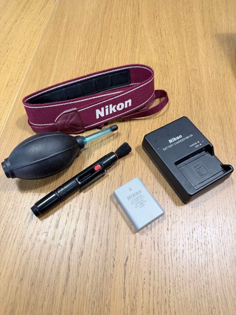 【希少色】Nikon D5300 デジタル一眼レフカメラ ダブルズームキット