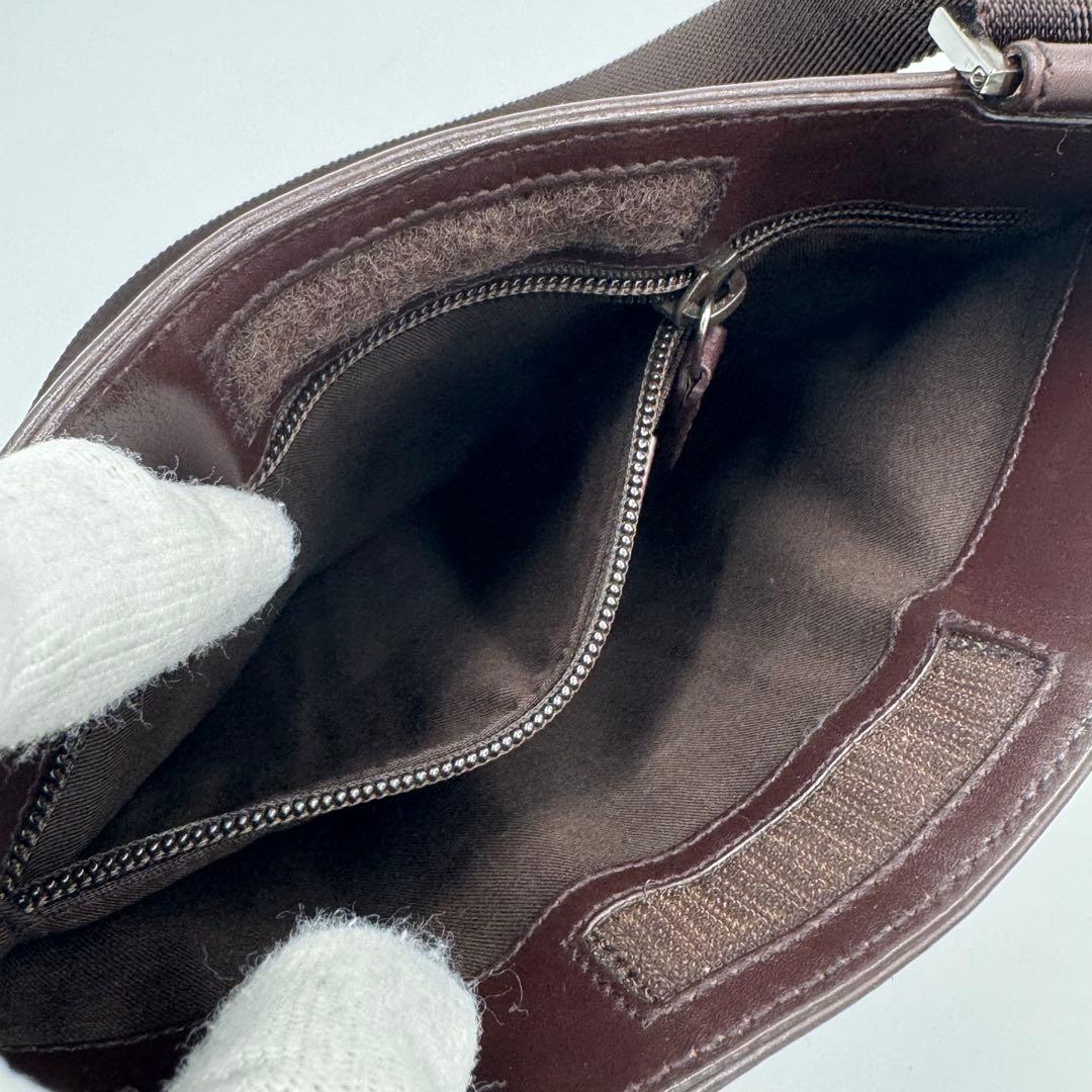 GUCCI グッチ シマ レザー ショルダーバッグ サコッシュ 斜めがけ 濃茶