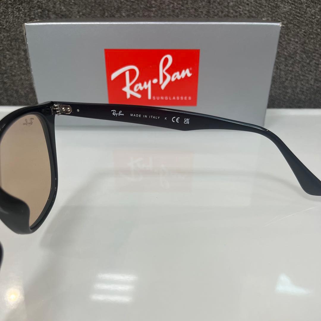 即横浜発！正規RayBanレイバン RB4258F601/93 アジアンフィット