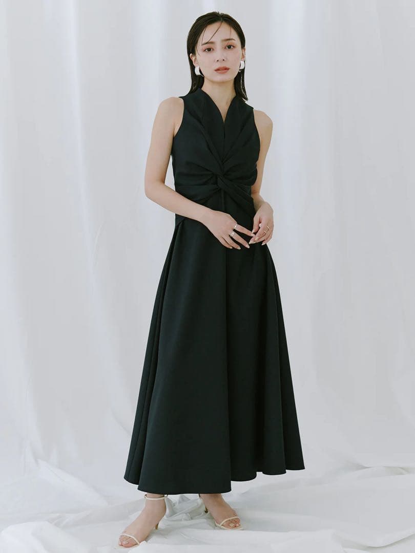 anuans ツイストギャザーワンピース