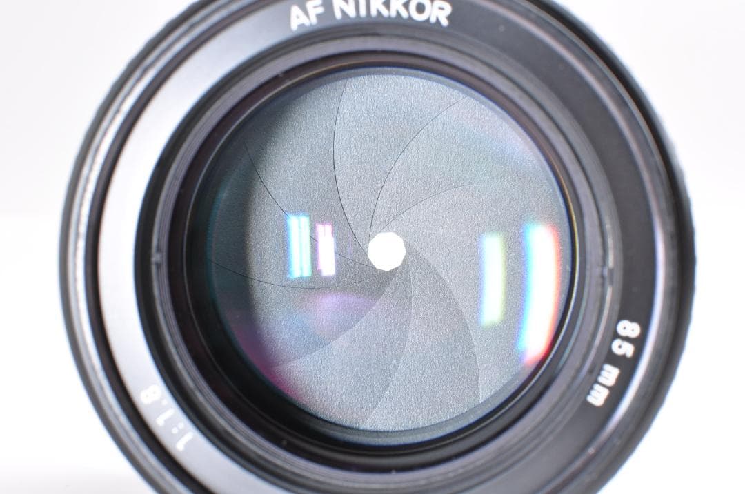 Nikon AF NIKKOR 85mm f/1.8　＃美品