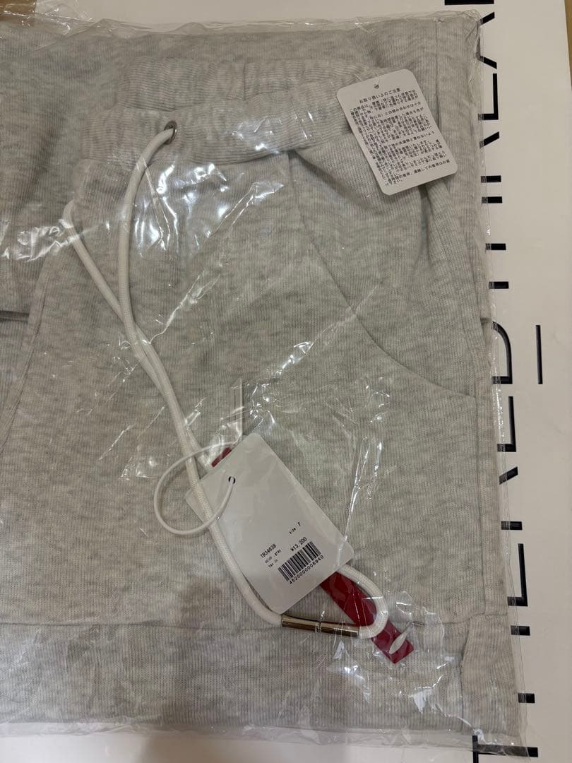 パンツ theredthread logo slit pants