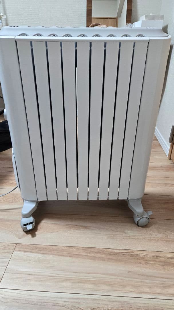 デロンギ　オイルヒーター　ベルカルド RHJ75V0915