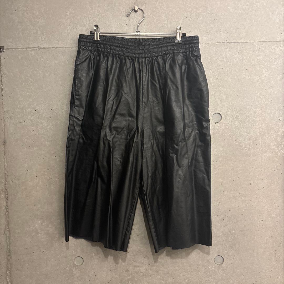MM6 Maison Margiela フェイクレザー　キュロット ハーフパンツ