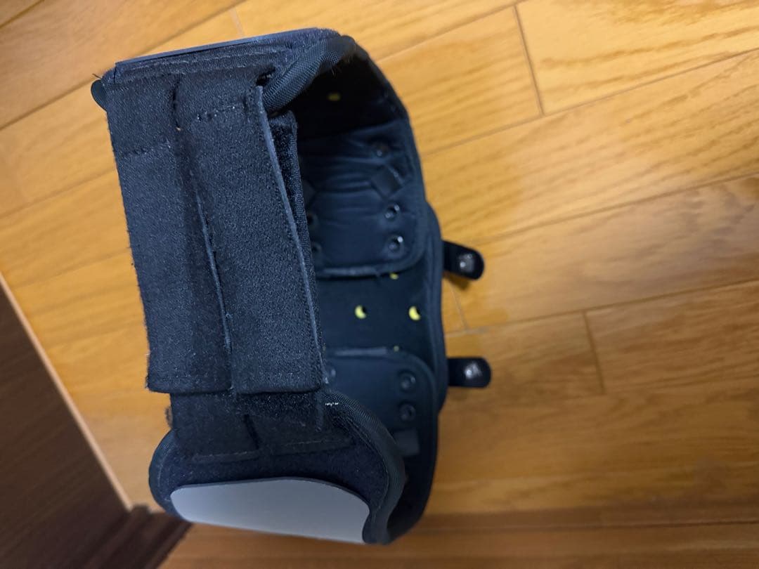 XTECH ショルダーパッド リブガード