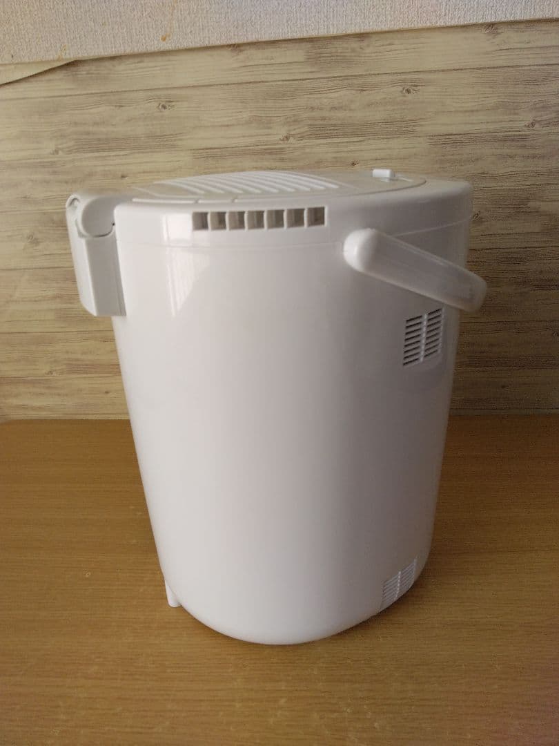 t*a様 象印 スチーム式加湿器 EE-RN50-WA 2019年製