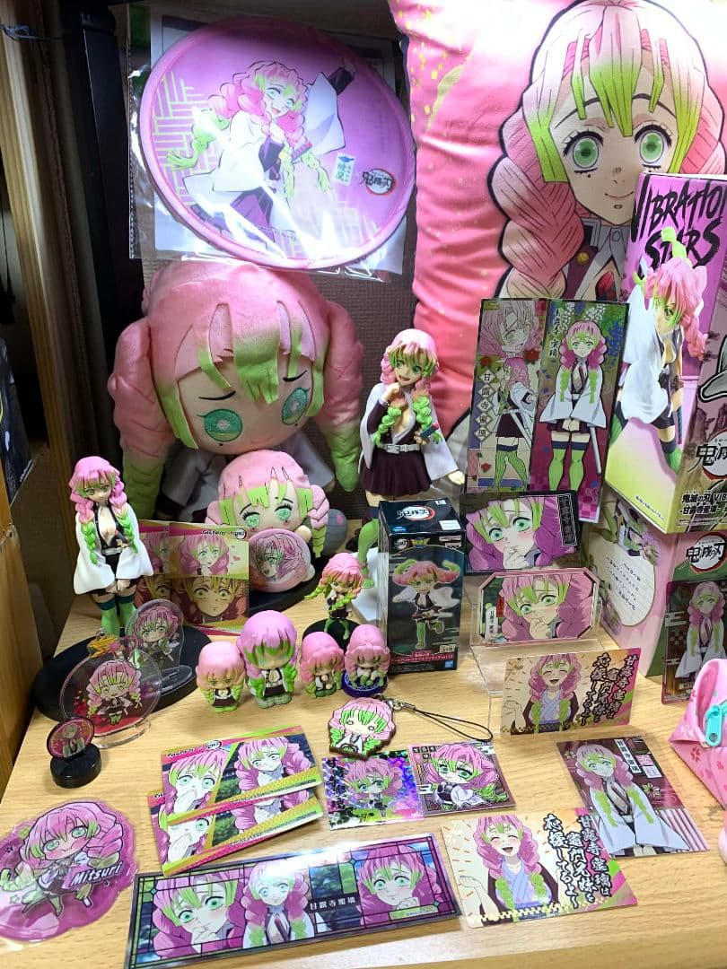 甘露寺蜜璃セット くじ ぬいぐるみ　フィギュア