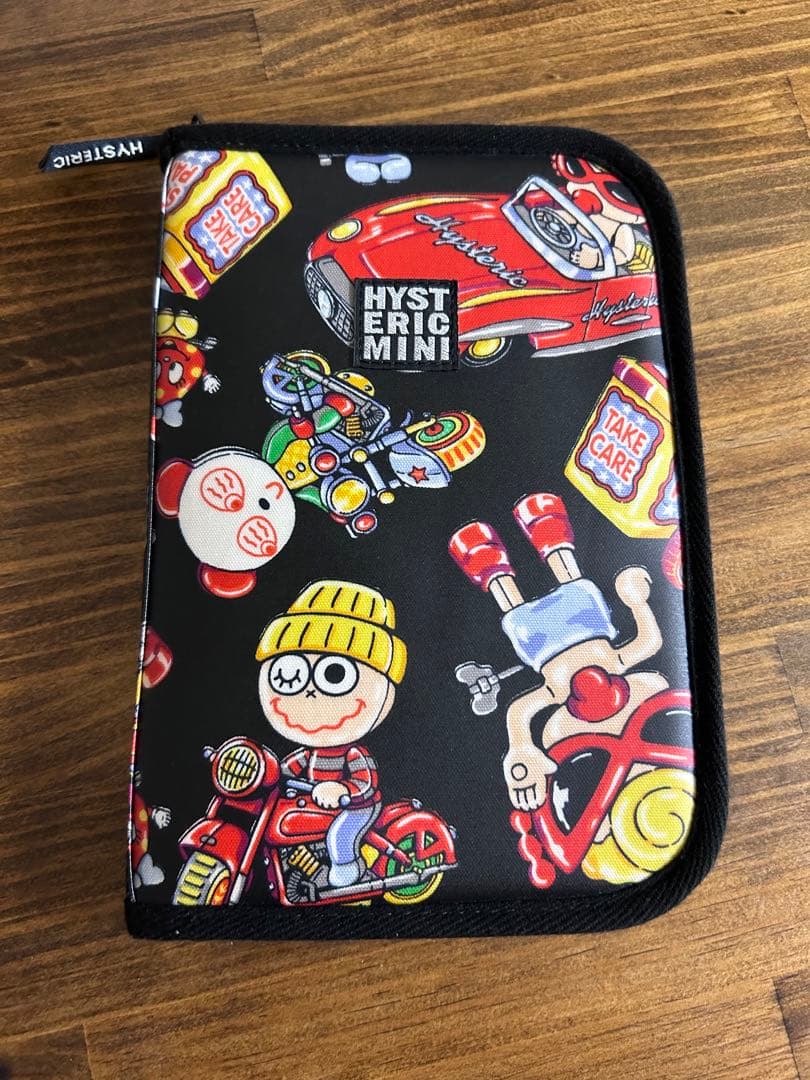 ヒステリックミニ　母子手帳ケース