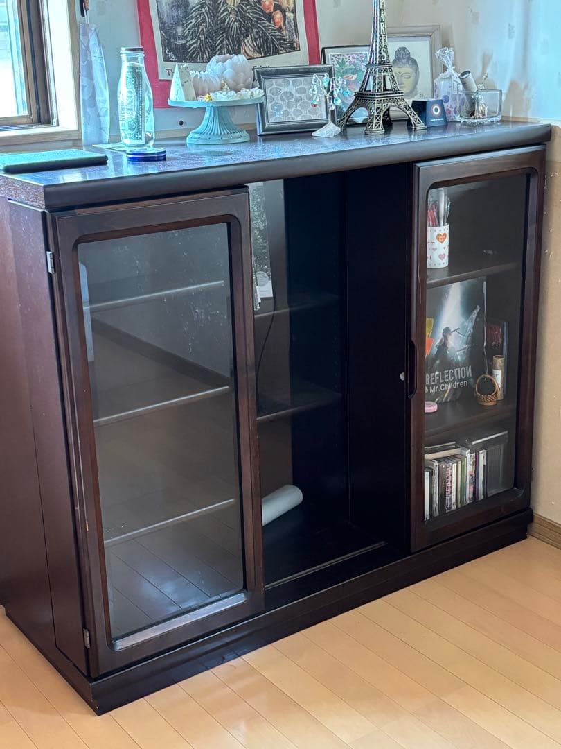 【再値下げしました】本棚／キャビネット　左右可動式　ガラス扉