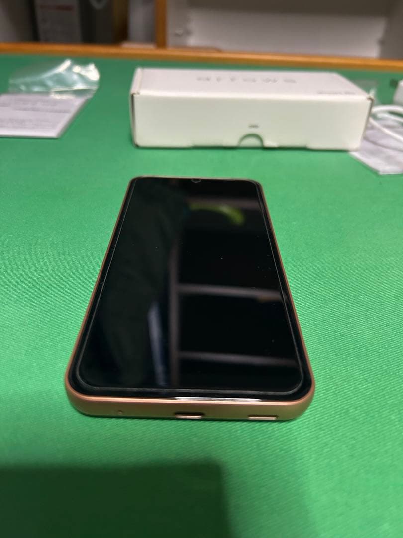 【附属品完備、充電器もつけます】arrows we FCG01 ローズゴールド