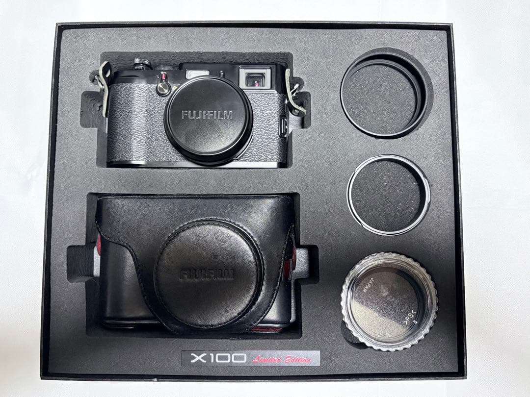 FUJIFILM 初代X100 BLACK Limited 完動 元箱 付属多数