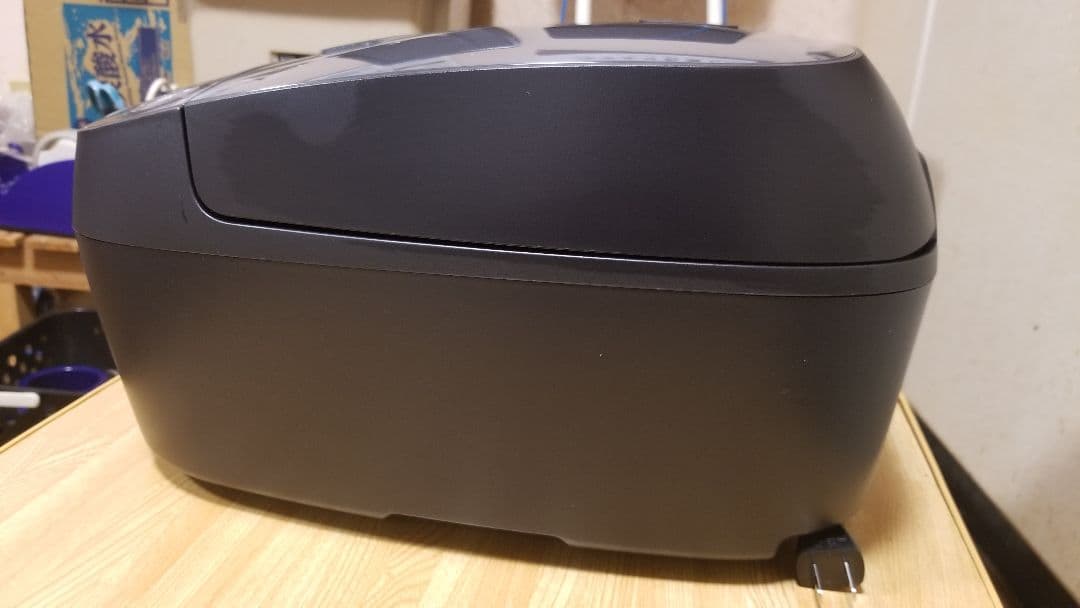 2022年製 タイガー圧力IH炊飯器 旨み粒立ち炊き 遠赤3層土鍋コート釜仕様