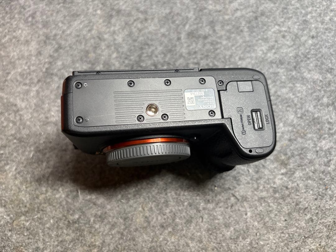 【美品】SONY (ソニー) α9 ボディ ILCE-9