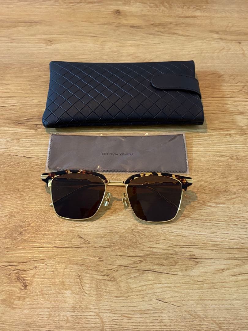 Bottega Veneta ボッテガヴェネタ　サングラス