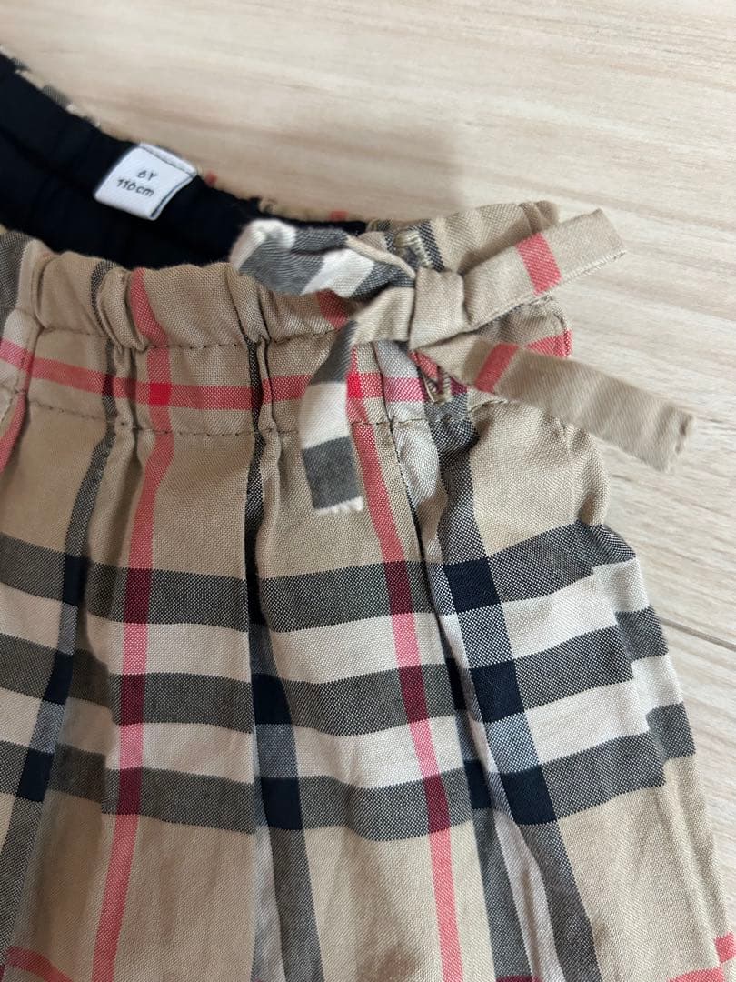 な*な様 BURBERRY バーバリー キッズ 6Y 110 Tシャツ スカート