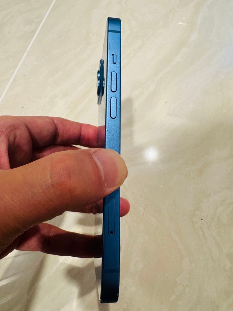 Apple iPhone 13 青色 本体 256gb FaceID使えない