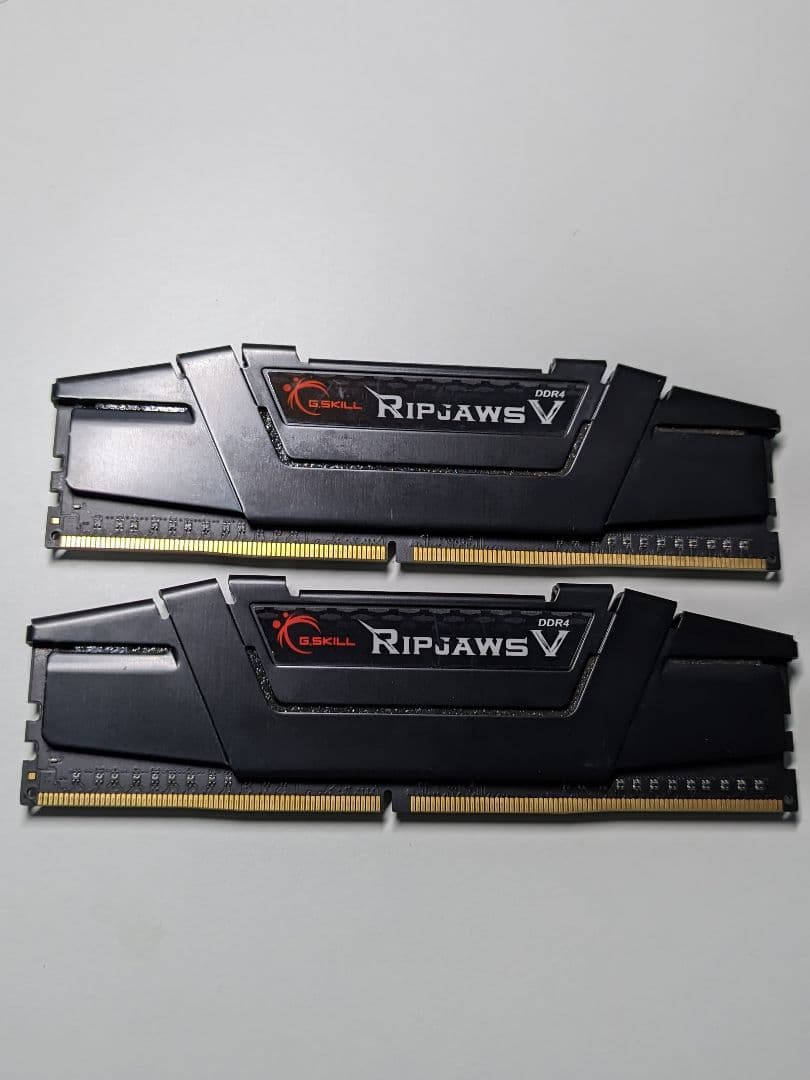 メモリー G.Skill F4-3600C16D-16GVK