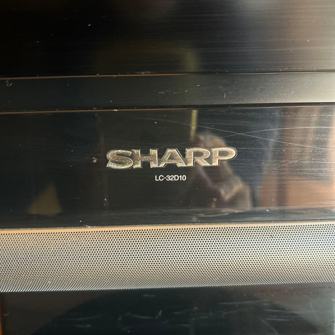 SHARP AQUOS LC-32D10 世界の亀山モデル