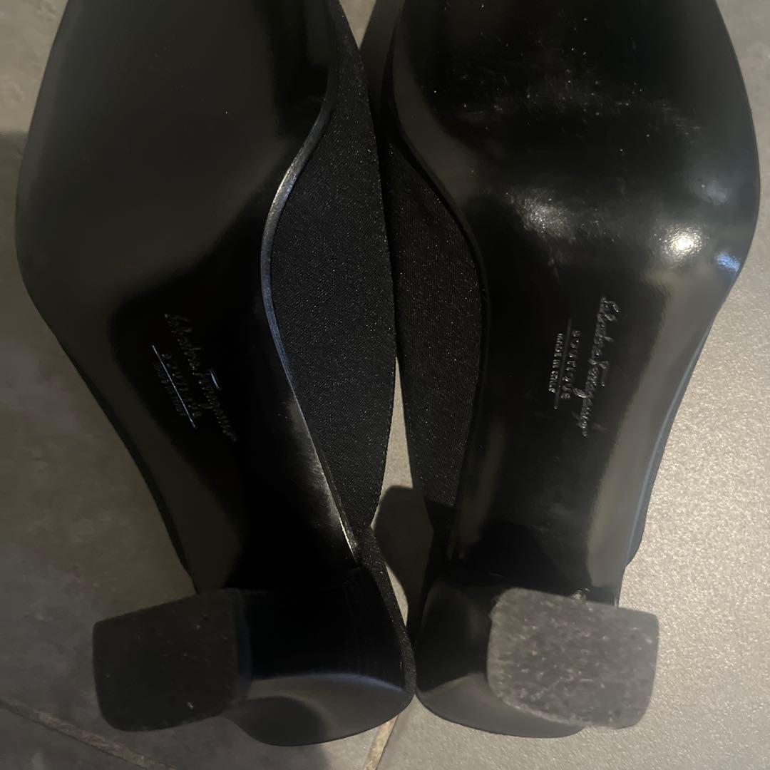 Salvatore Ferragamo ブラック ミュール 約5cmヒール 試着
