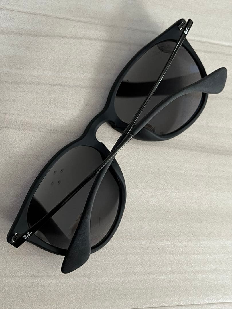 【とも 】Rayban レイバン サングラス ERIKA RB4171F