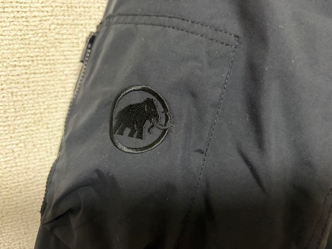 MAMMUT フローバーグ インサレーション ボンバージャケット AF 黒 M
