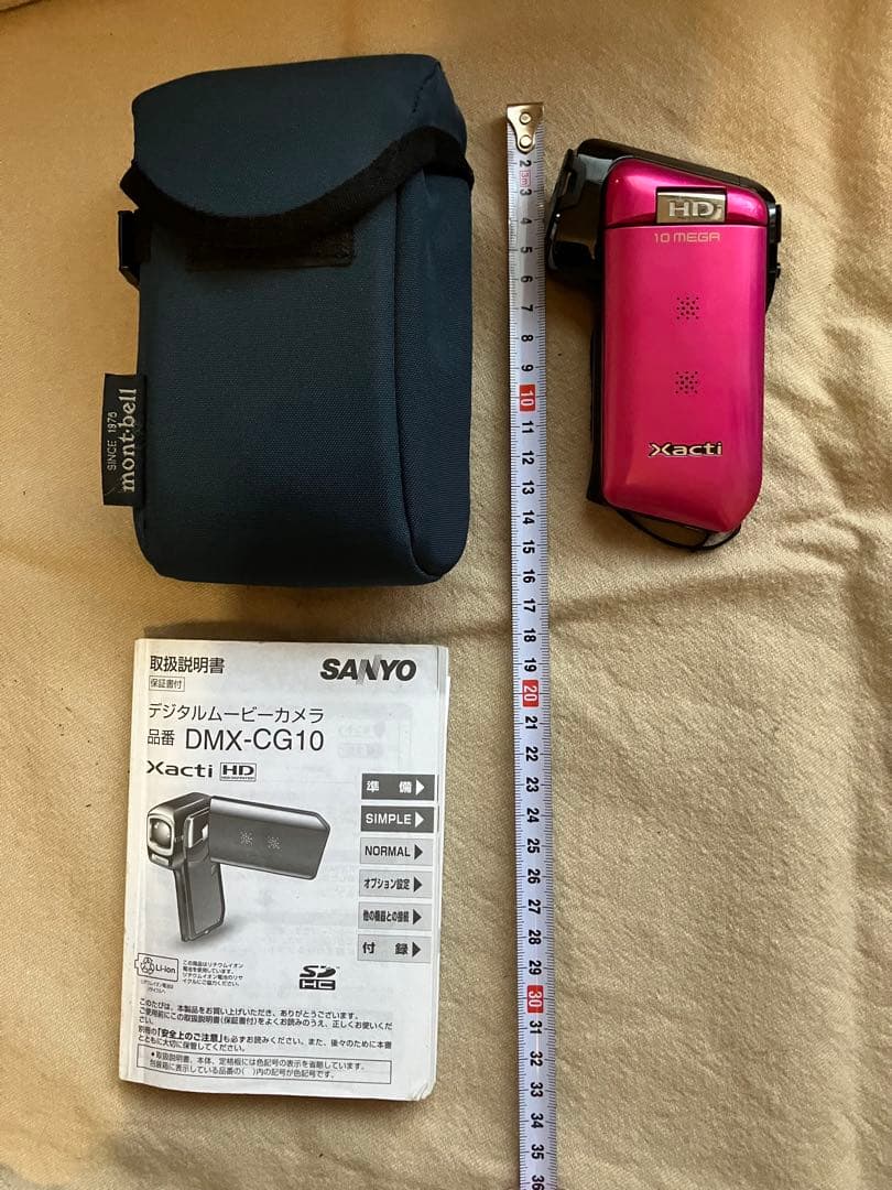 SANYO Xacti DMX-CG10　ピンク (SDカード、ケース付)