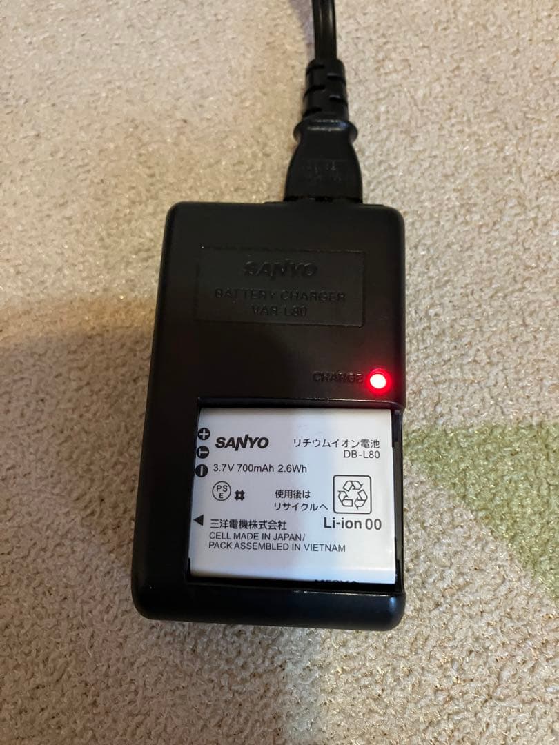 SANYO Xacti DMX-CG10　ピンク (SDカード、ケース付)