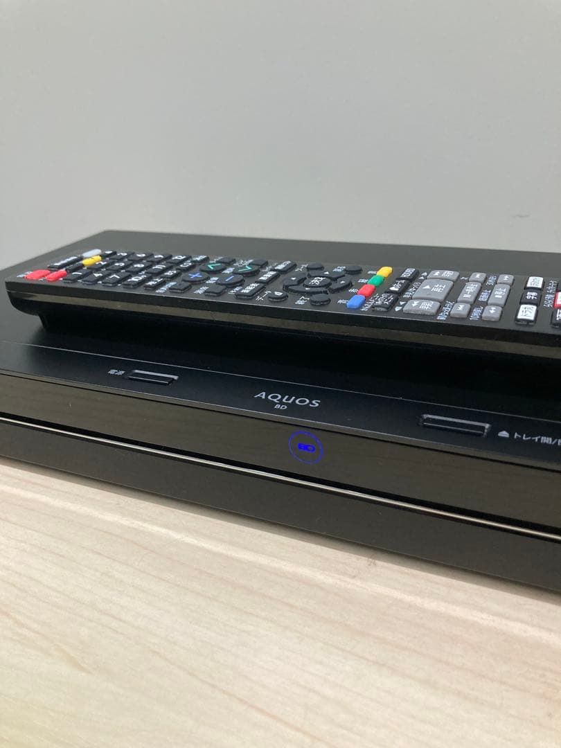 かなり綺麗　1TB シャープ　AQUOS ブルーレイ BD-NW 1100