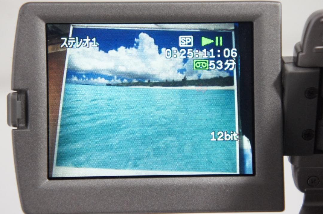 動作OK★DM PV2 Canon MiniDVビデオカメラ 222