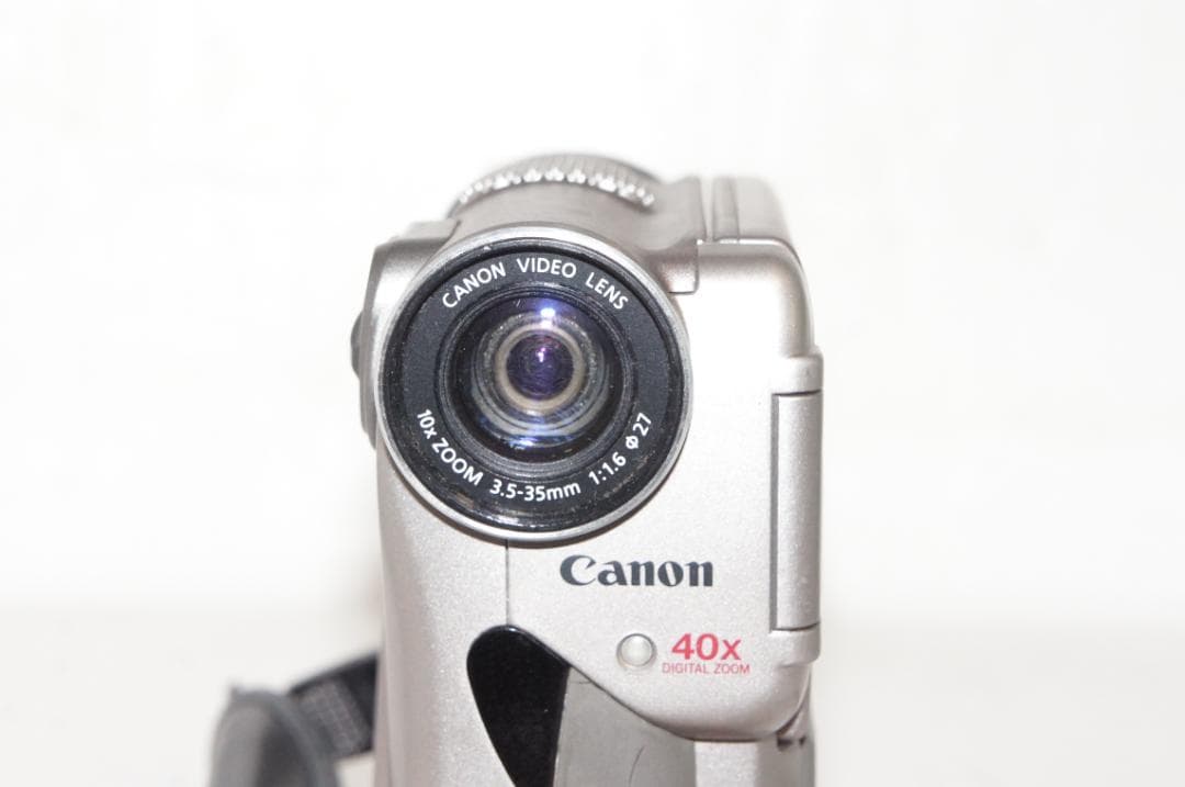 動作OK★DM PV2 Canon MiniDVビデオカメラ 222