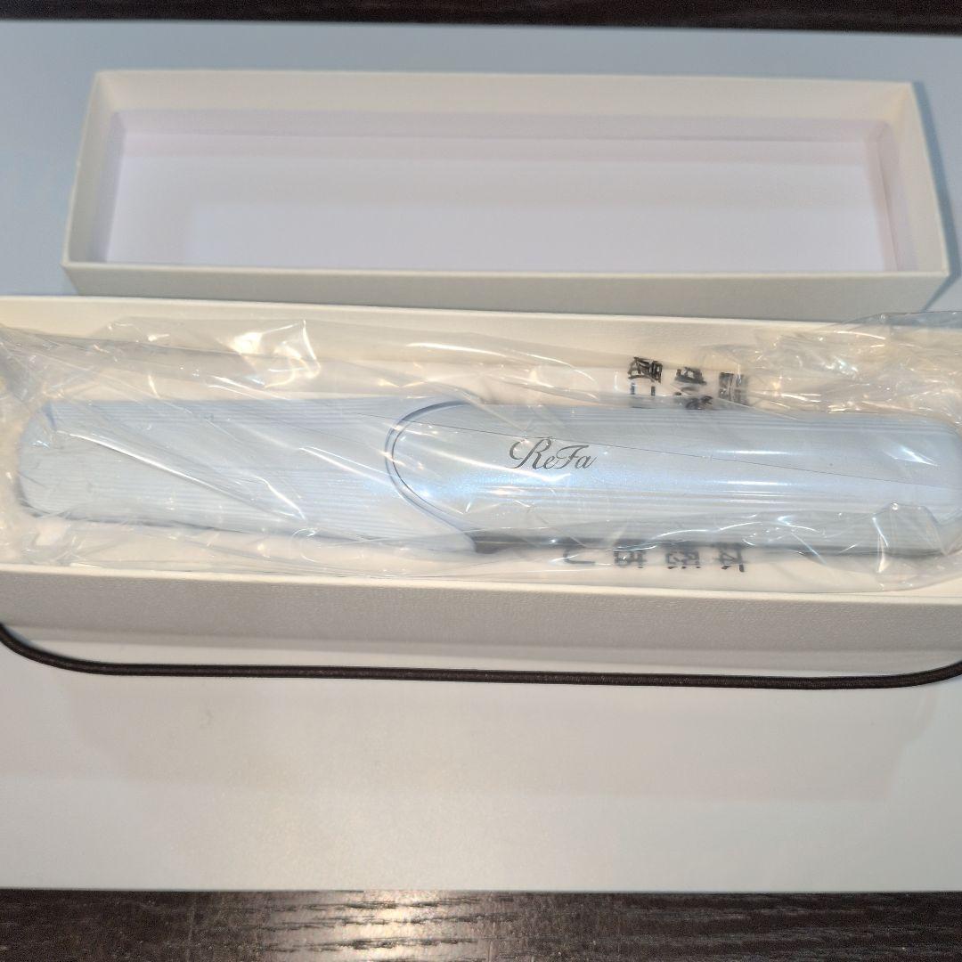 【早い者勝ち】✨未使用品✨リファフィンガーアイロン ST RE-AS ホワイト